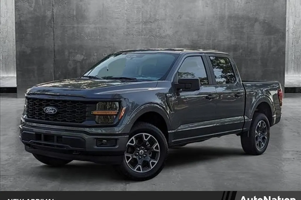 2025 Ford F-150 STX photo 1