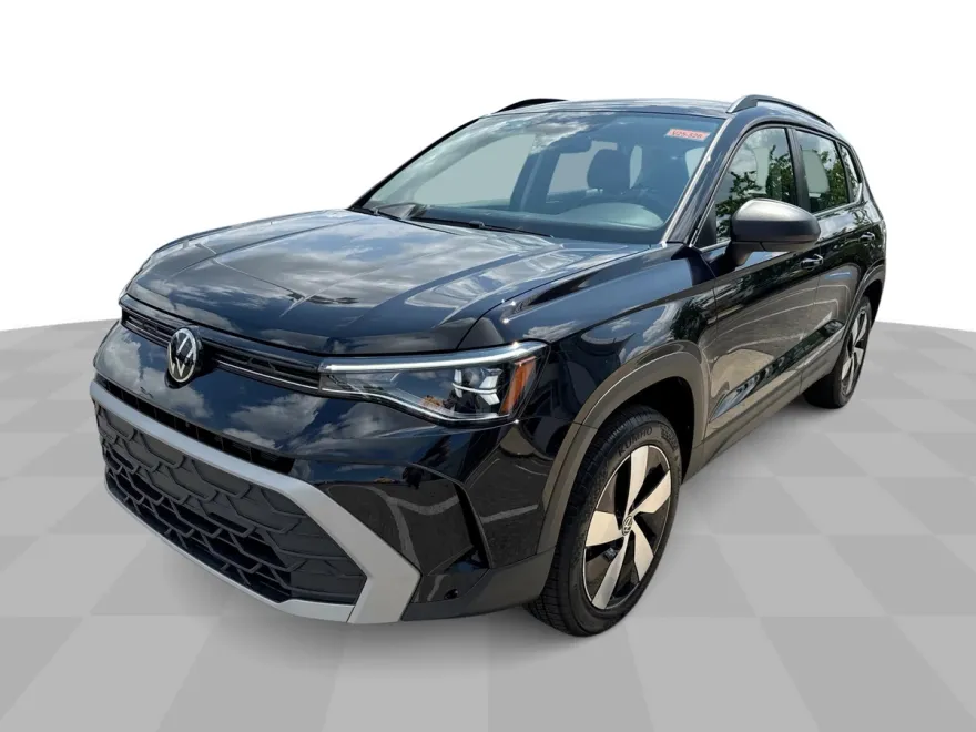2025 Volkswagen Taos S photo 1