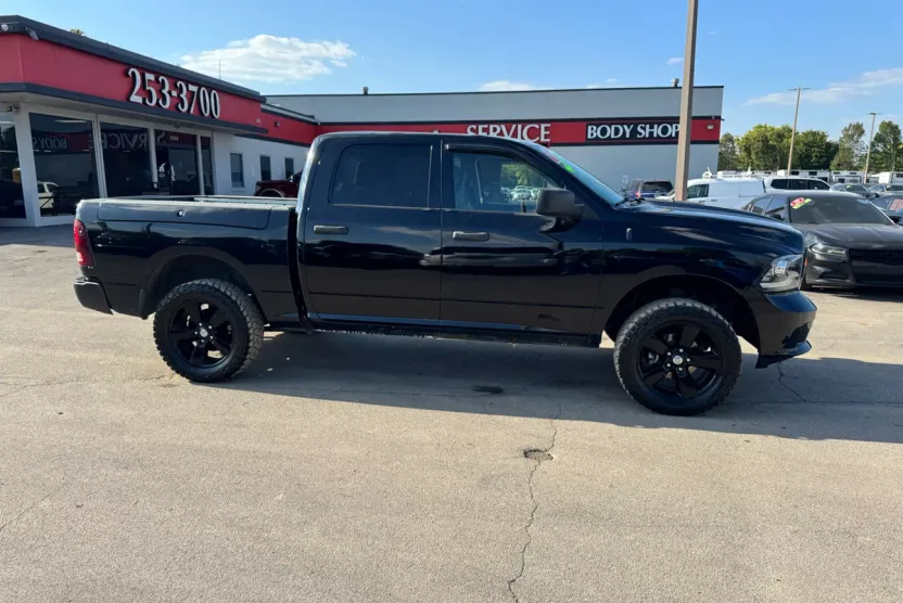 2014 Ram 1500 ST photo 1