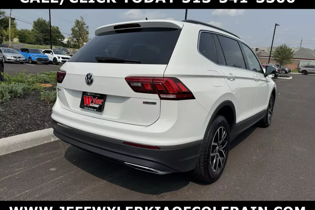 2021 Volkswagen Tiguan SE photo 1