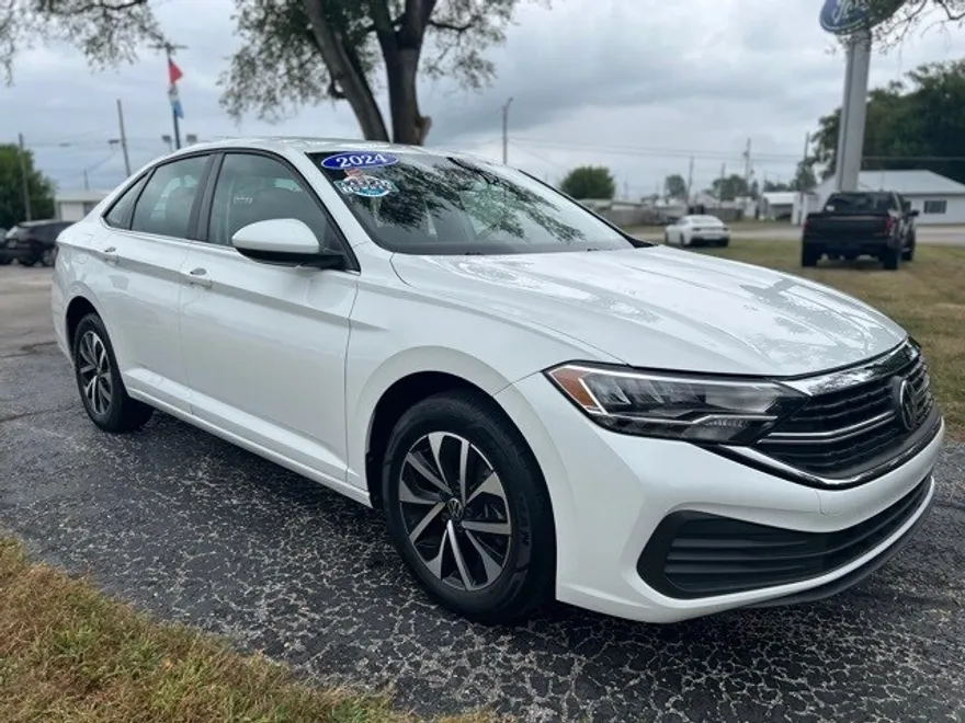 2024 Volkswagen Jetta 1.5T S photo 1