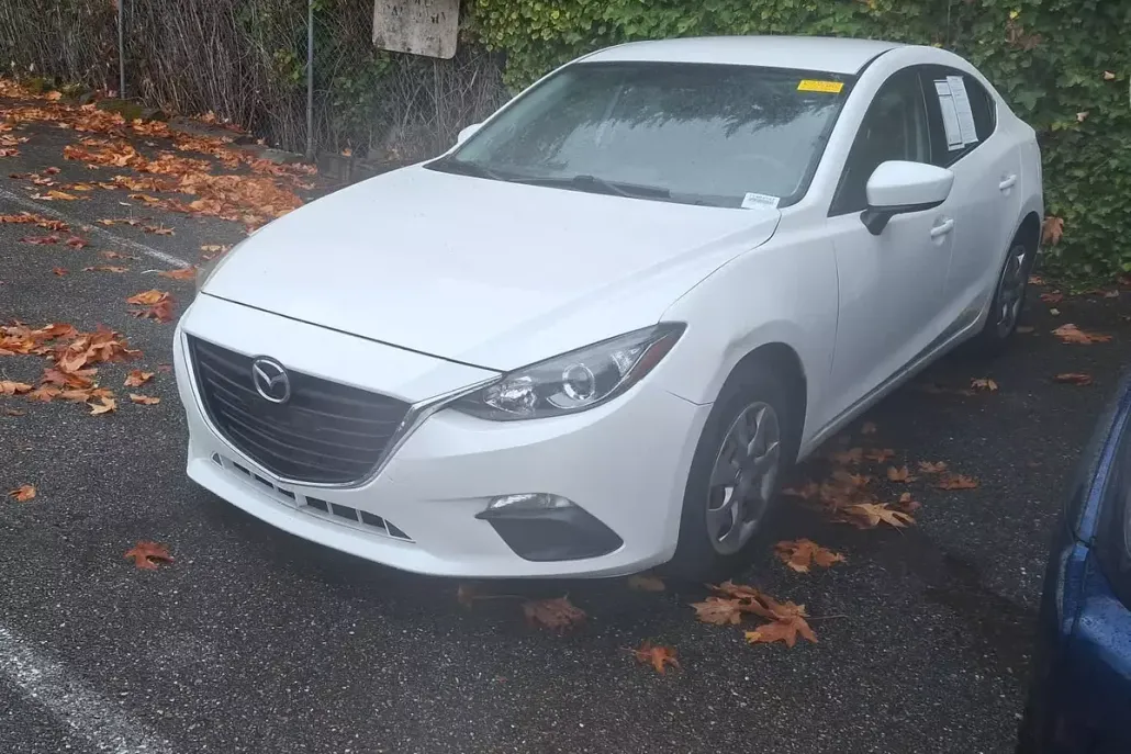 2014 Mazda Mazda3 i Sport photo 1