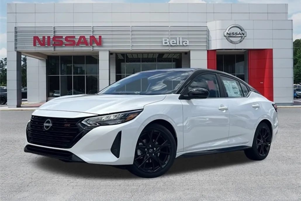 2025 Nissan Sentra SR photo 1