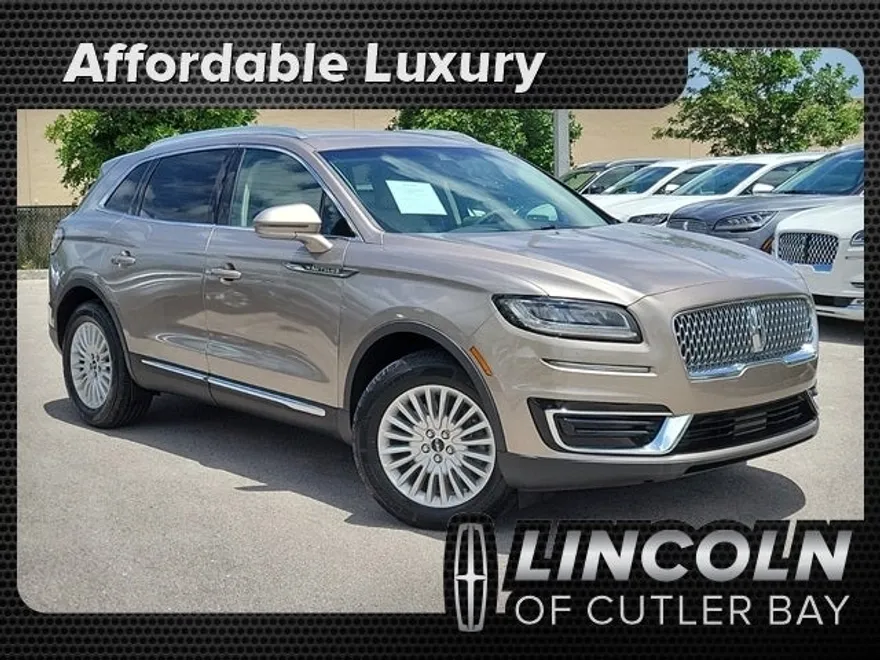 2019 Lincoln Nautilus Standard photo 1