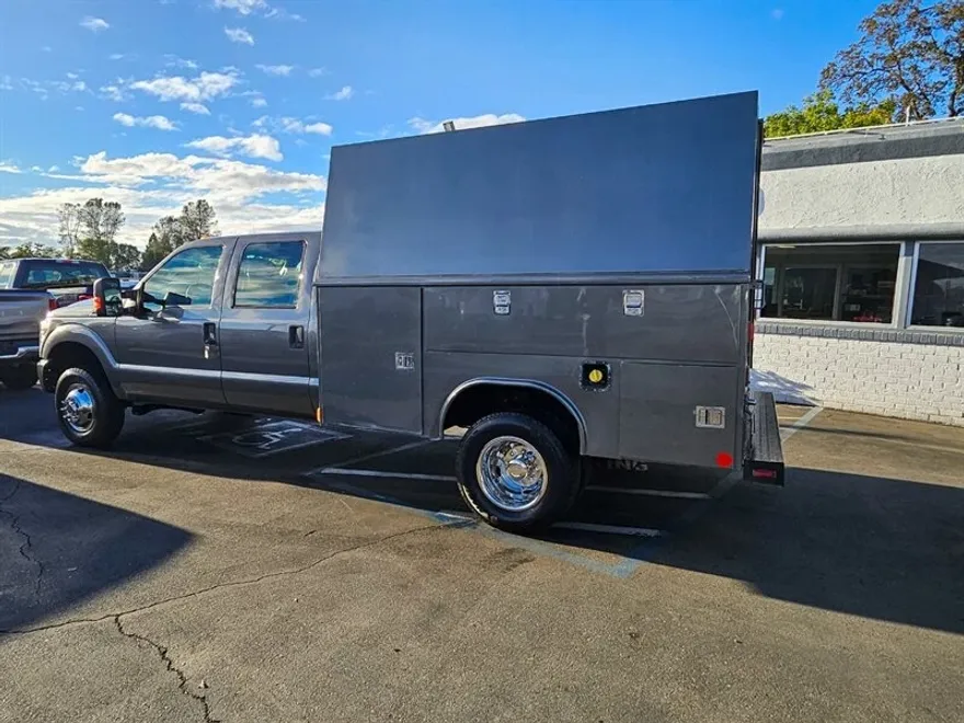 2013 Ford F-350 photo 1