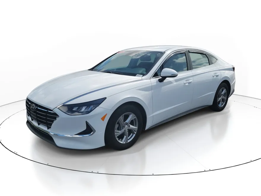 2023 Hyundai Sonata SE photo 1