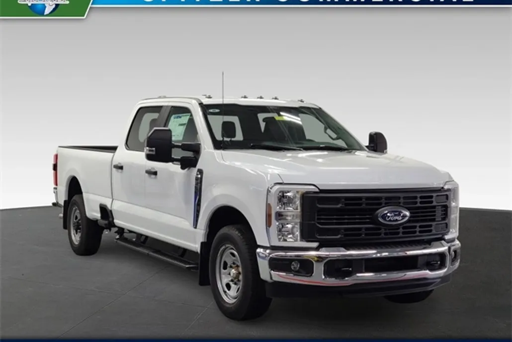 2024 Ford F-350 XL photo 1