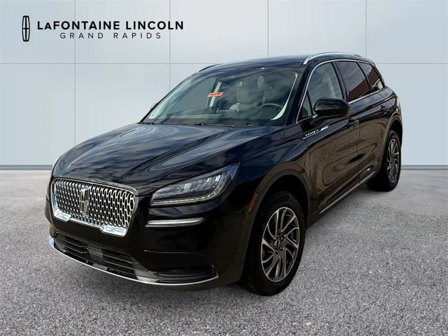 2022 Lincoln Corsair Standard photo 1
