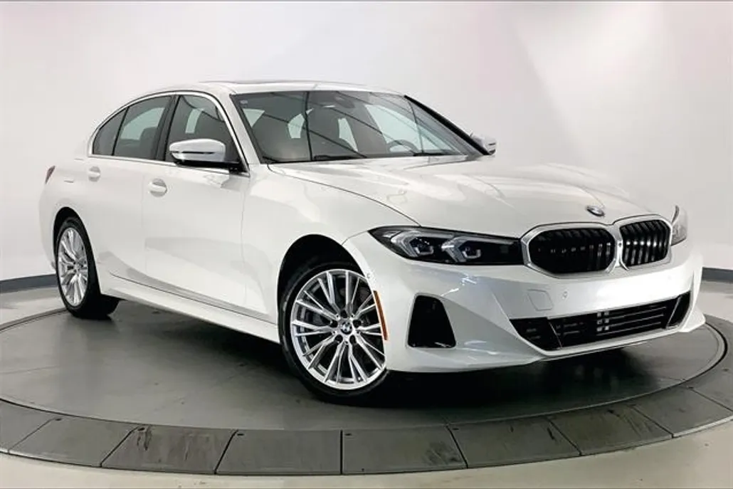 2024 Bmw 330i photo 1