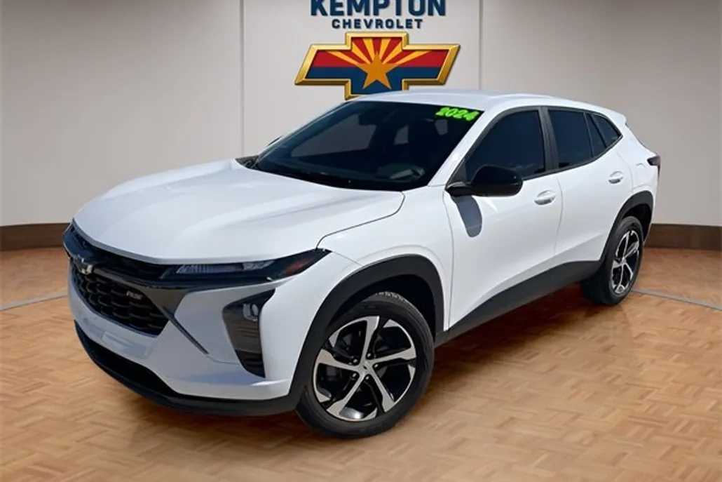 2024 Chevrolet Trax photo 1
