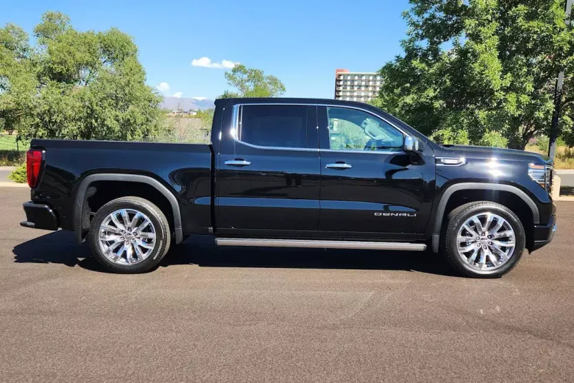 2026 Gmc Sierra 1500 Denali photo 1