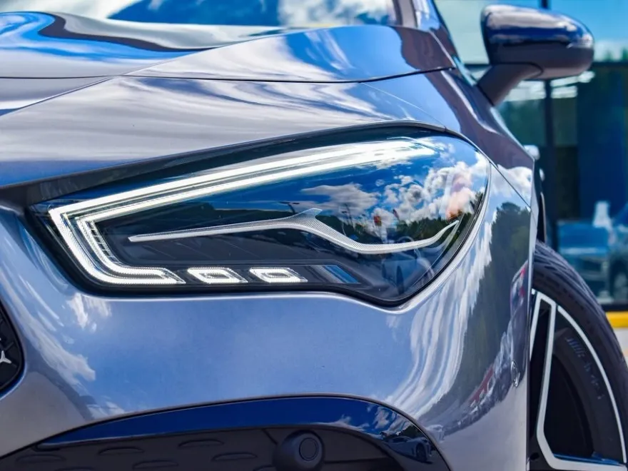 2025 Mercedes Benz CLA 250 4MATIC photo 1