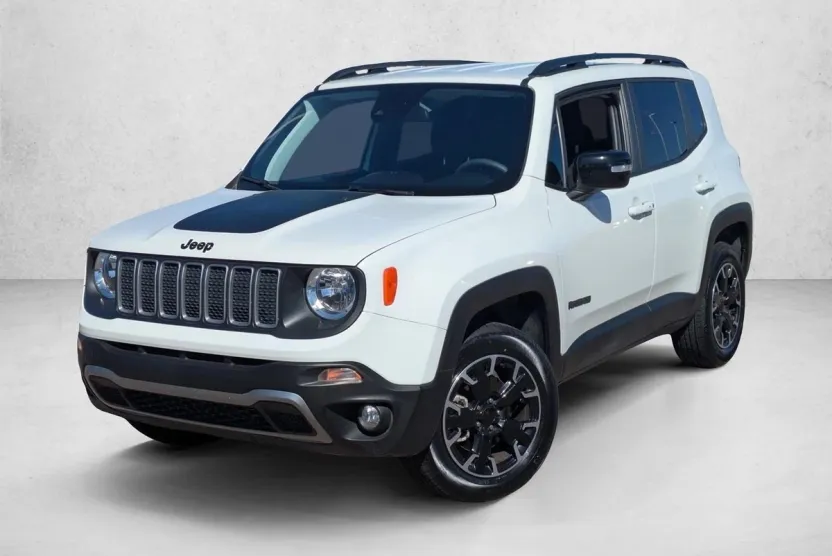 2023 Jeep Renegade Latitude photo 1
