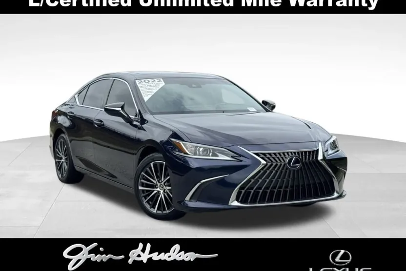 2022 Lexus ES 300h photo 1