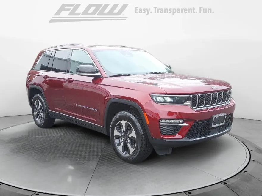 2024 Jeep Cherokee Limited 4xe photo 1