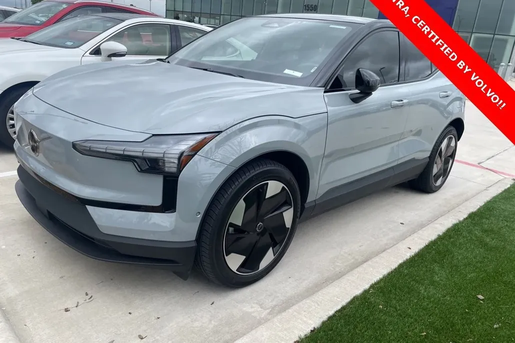 2025 Volvo EX30 Ultra photo 1