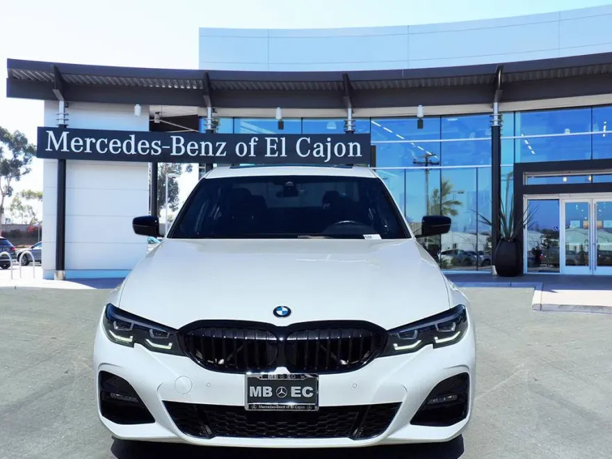 2022 Bmw 330i photo 1