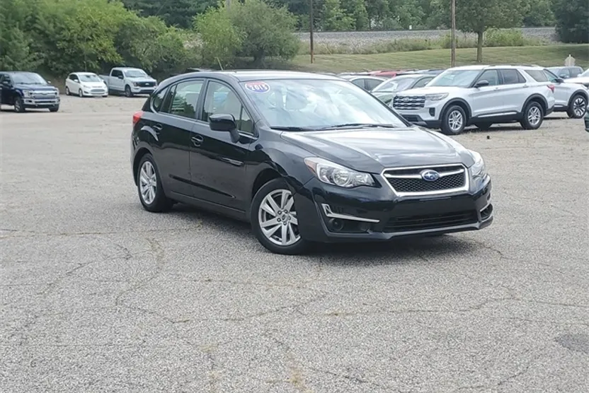 2015 Subaru Impreza 2.0i Premium photo 1