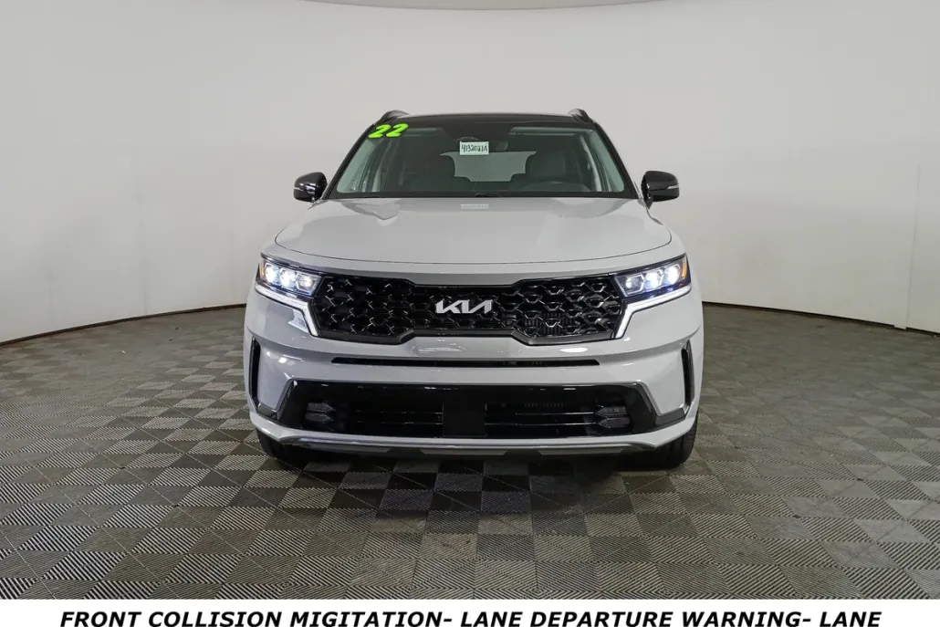 2022 Kia Sorento SX photo 1
