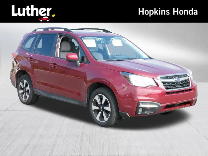 2018 Subaru Forester Premium photo 1