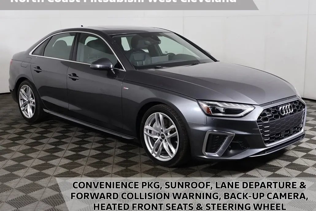 2022 Audi A4 45 S line Premium Plus photo 1