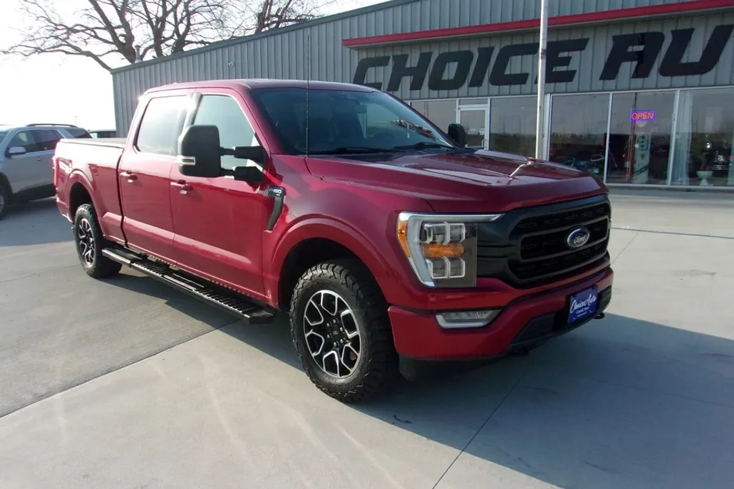 2022 Ford F-150 XLT photo 1