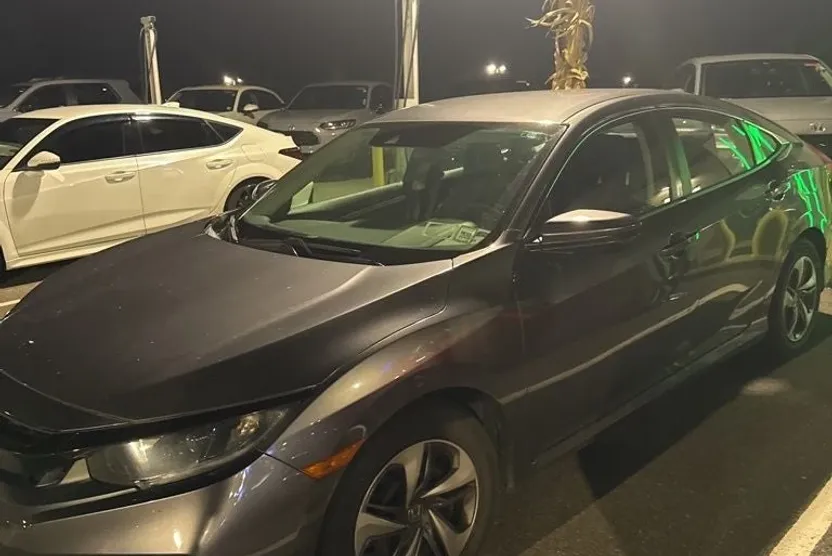2019 Honda Civic LX photo 1
