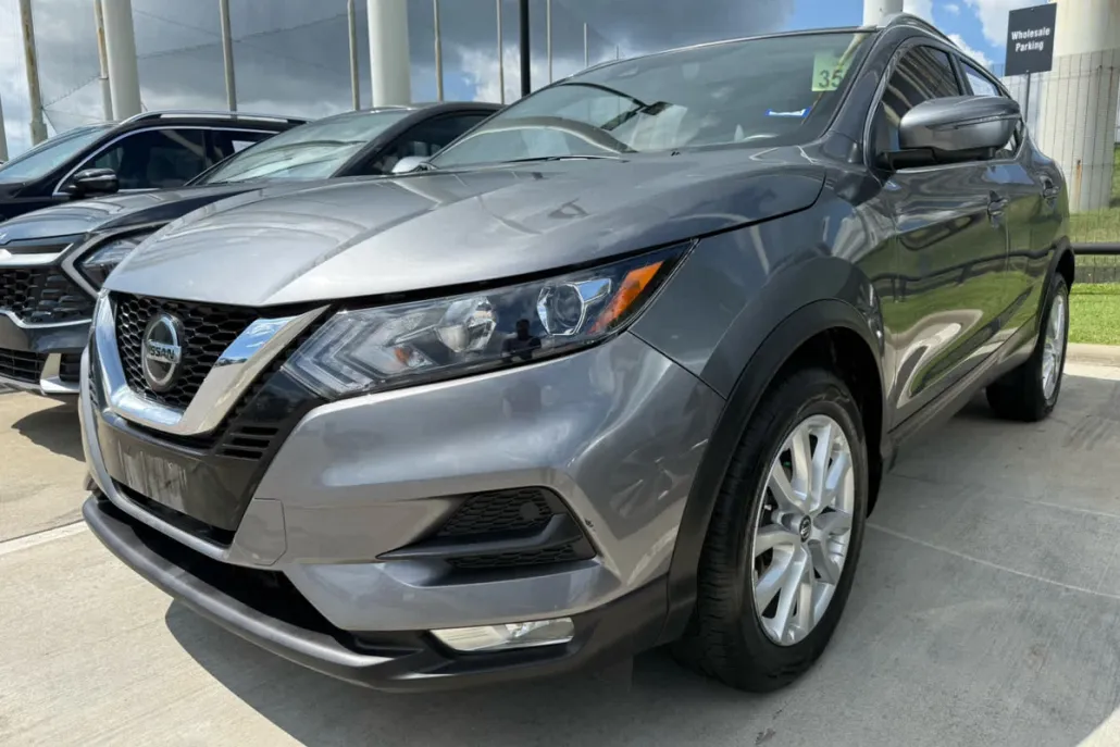 2021 Nissan Rogue Sport SV photo 1