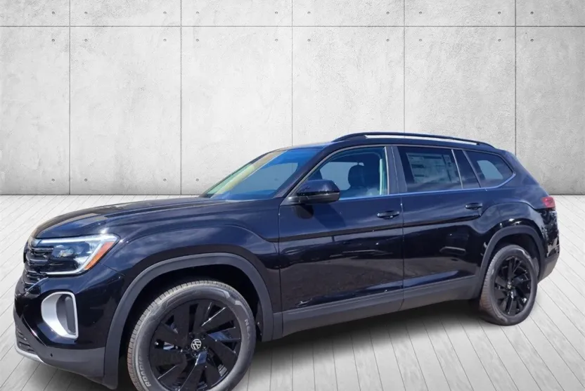 2026 Volkswagen Atlas SE Technology photo 1