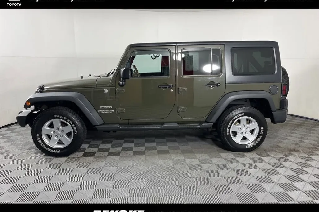 2015 Jeep Wrangler Unlimited Sport photo 1