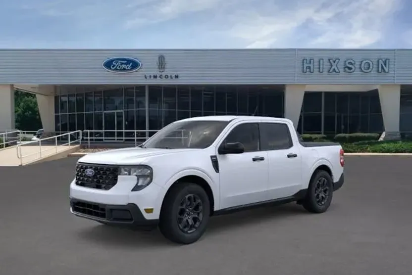 2025 Ford Maverick XLT photo 1