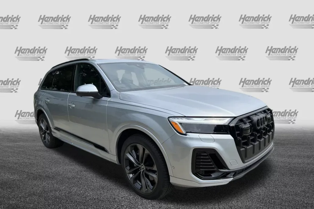 2025 Audi Q7 Premium Plus photo 1