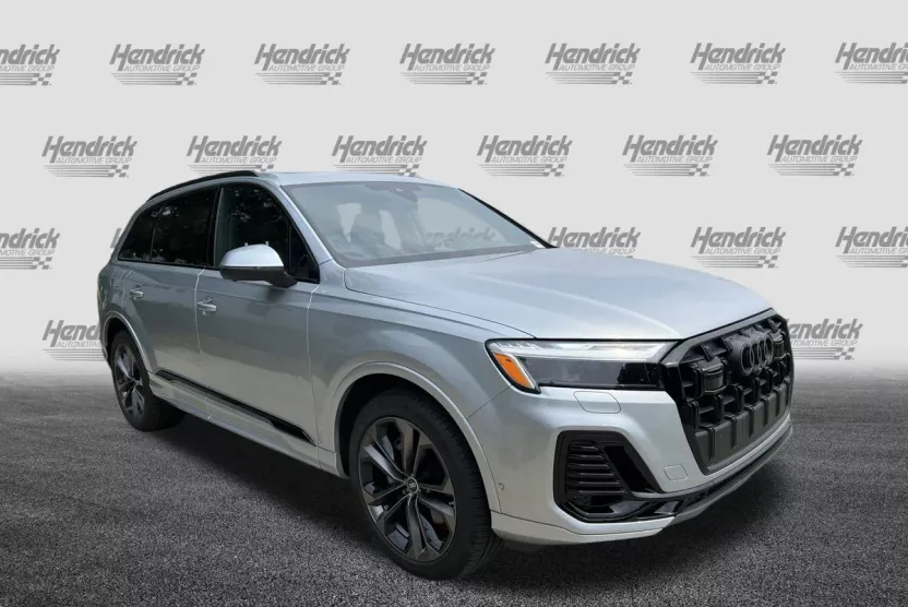 2025 Audi Q7 Premium Plus photo 1