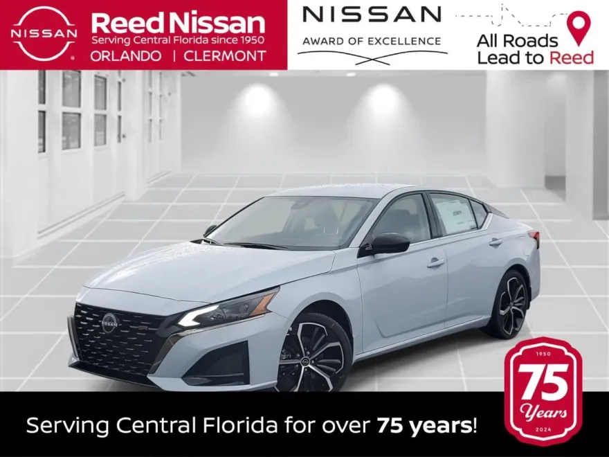 2025 Nissan Altima SR photo 1