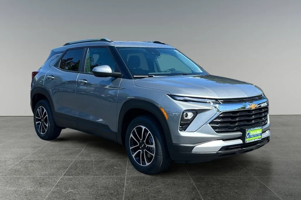 2026 Chevrolet Trailblazer LT photo 1