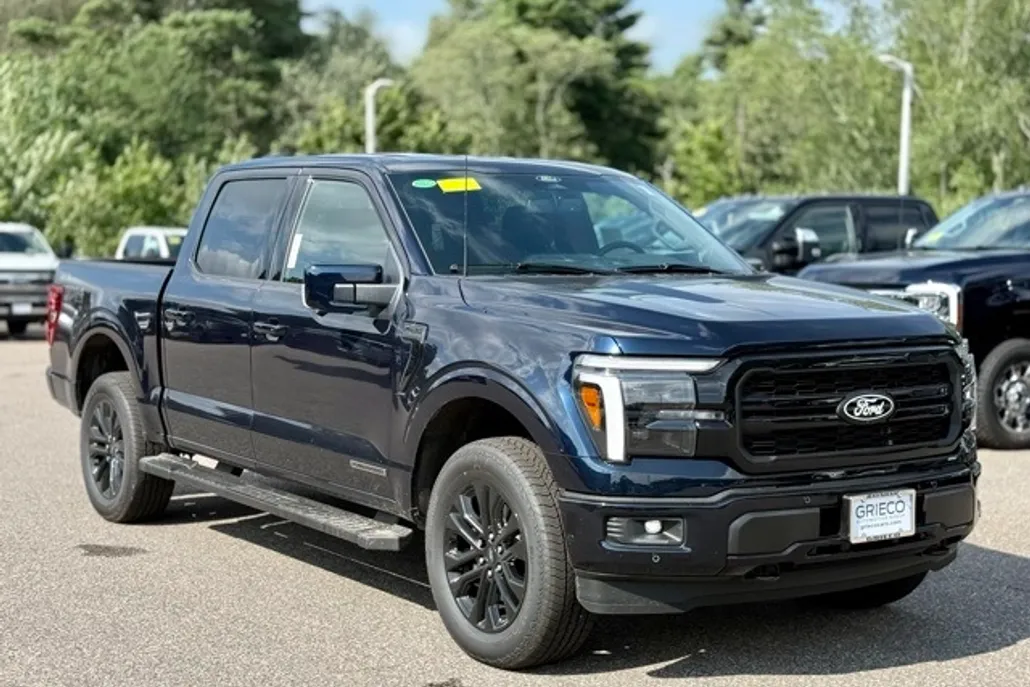2025 Ford F-150 Lariat photo 1