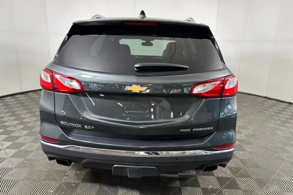 2020 Chevrolet Equinox Premier photo 1