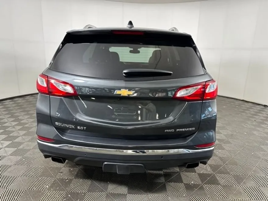 2020 Chevrolet Equinox Premier photo 1