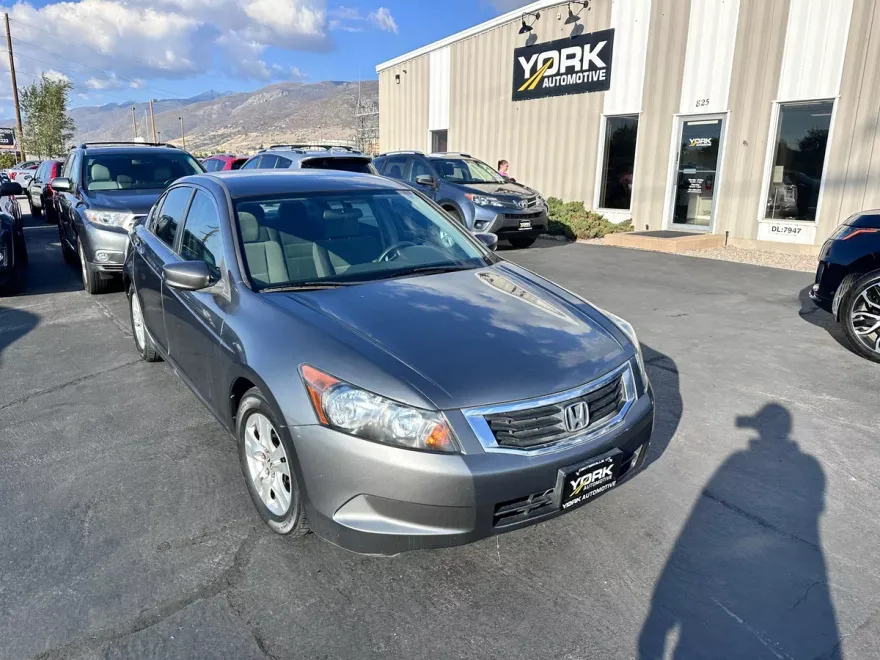 2009 Honda Accord LX-P photo 1