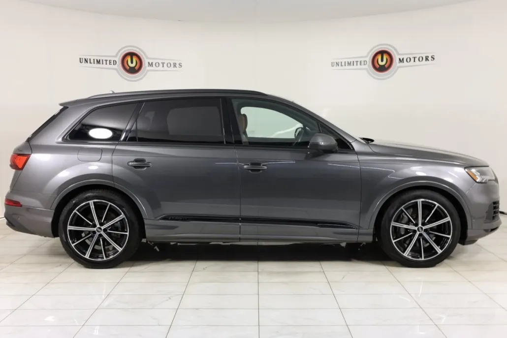 2022 Audi Q7 Prestige photo 1