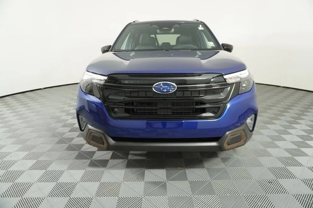 2025 Subaru Forester Sport photo 1