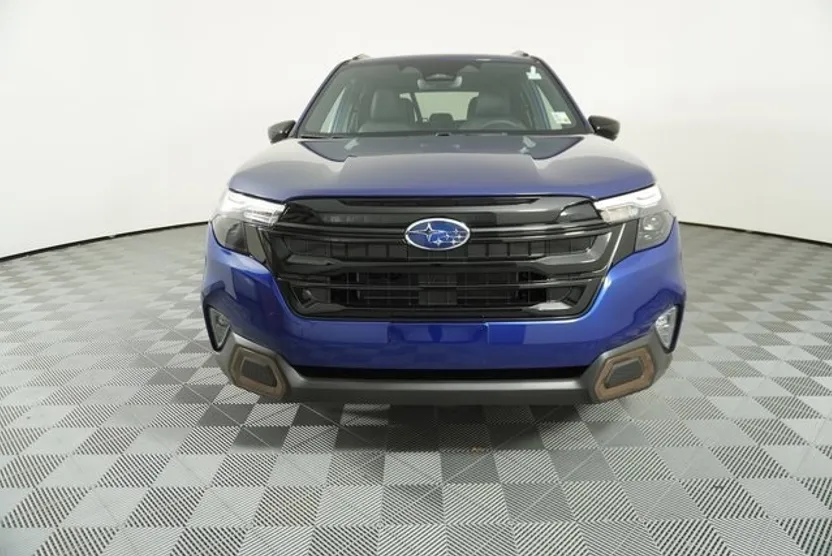 2025 Subaru Forester Sport photo 1