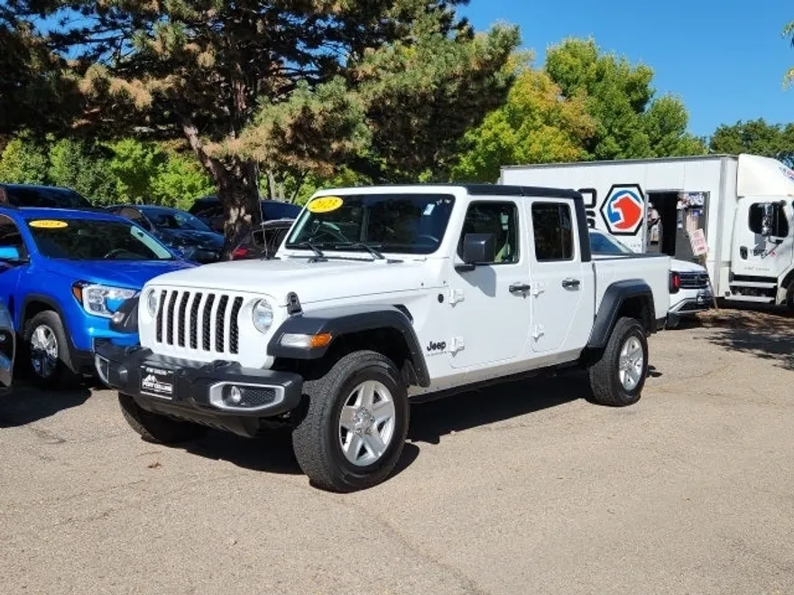 2023 Jeep Gladiator Sport photo 1