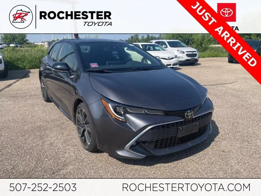 2022 Toyota Corolla XSE photo 1