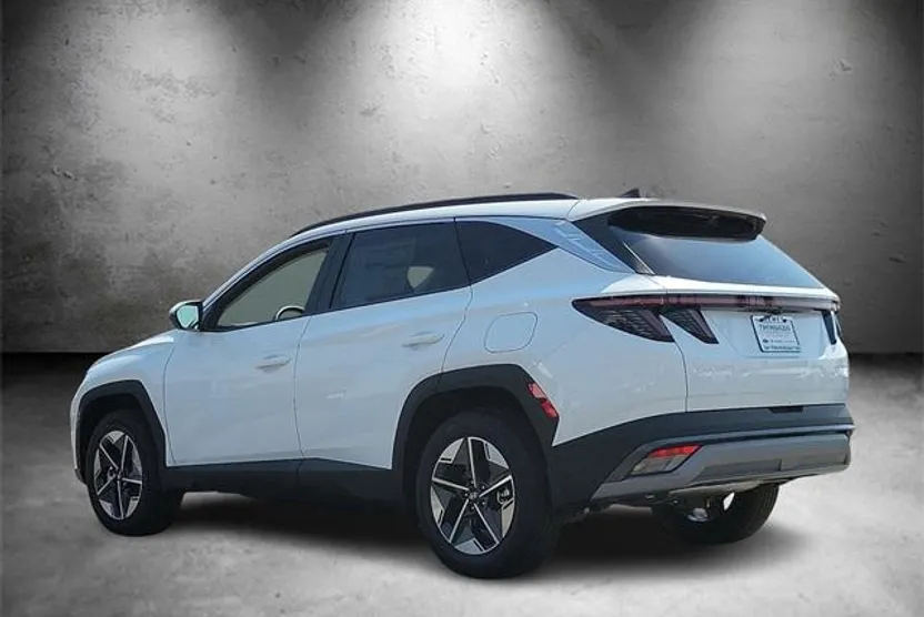 2025 Hyundai Tucson Hybrid SEL Convenience photo 1