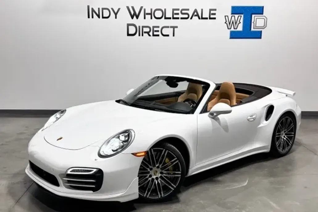 2016 Porsche 911 Turbo S photo 1