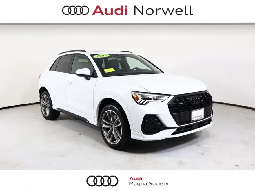 2022 Audi Q3 S line Premium Plus photo 1