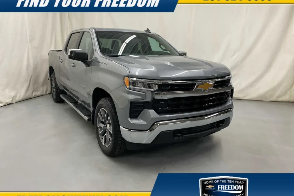 2024 Chevrolet Silverado 1500 LT photo 1