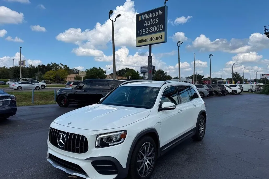 2023 Mercedes Benz GLB AMG 35 4MATIC photo 1
