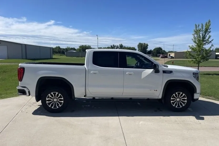 2022 Gmc Sierra 1500 AT4 photo 1